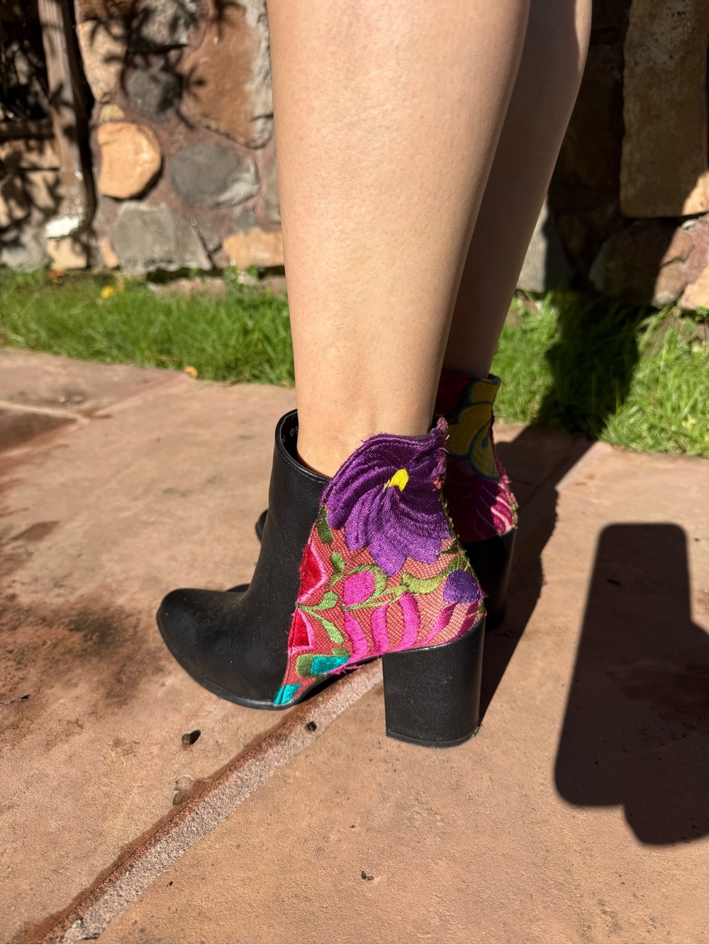 Beautiful Embroidered Ankle Boots 🖤🌸 - Picture 12 of 13